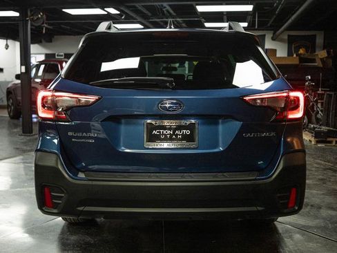 Used 2020 Subaru Outback Premium image 6