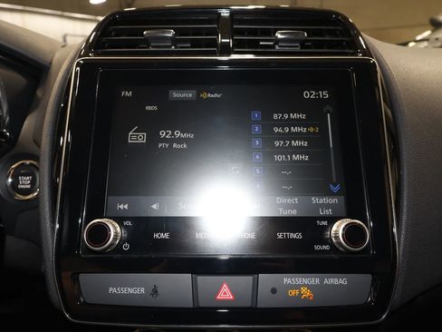 Used 2025 Mitsubishi Outlander Sport ES image 12