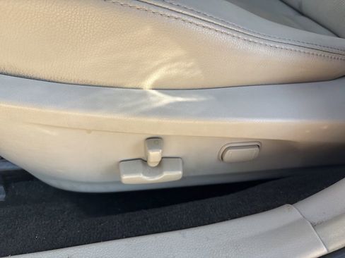 Used 2013 Subaru Outback 2.5i Limited AWD/4WD image 13