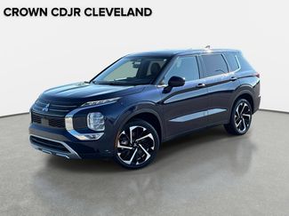 Used 2024 Mitsubishi Outlander SE AWD/4WD video 1