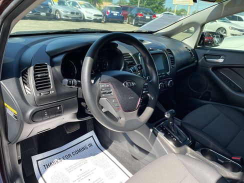 Used 2018 Kia Forte LX w/ LX Popular Package FWD image 17