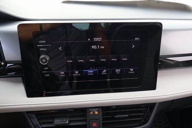 Certified 2025 Volkswagen Taos S FWD image 20