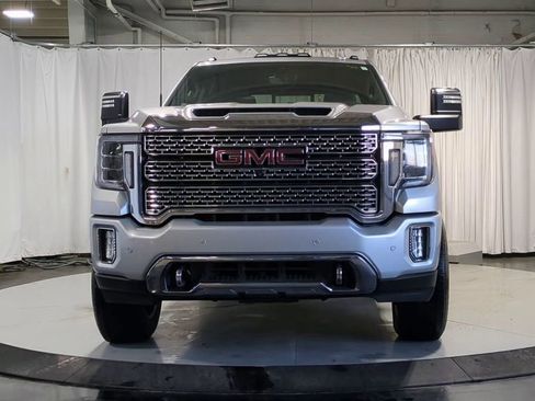 Used 2023 GMC Sierra 2500 Denali w/ Denali Ultimate Package image 3