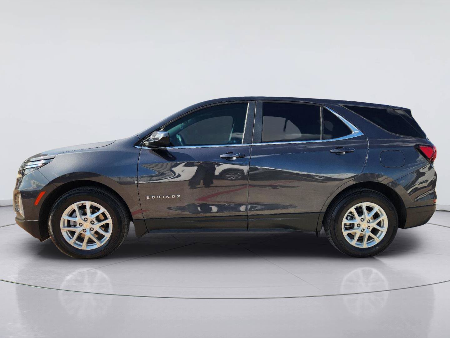 Used 2022 Chevrolet Equinox LT FWD image 4