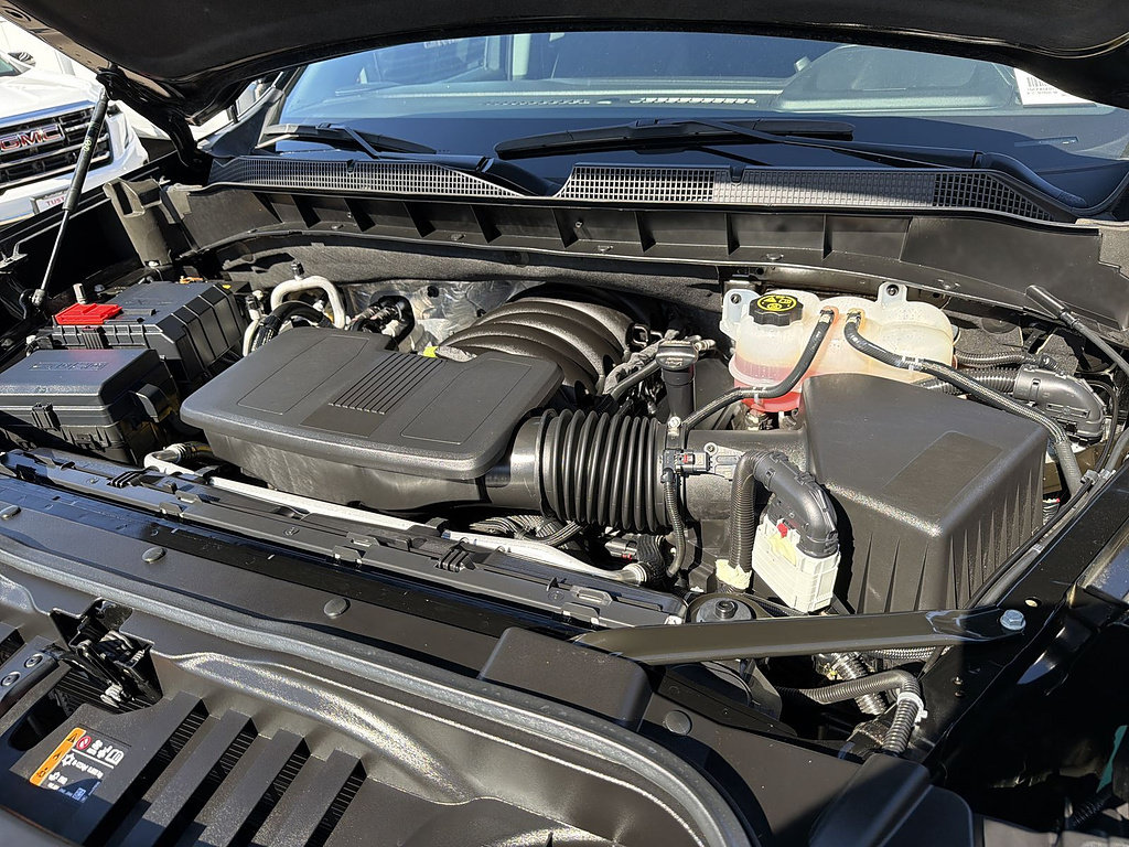 Used 2024 Chevrolet Silverado 1500 RST w/ LPO, Dark Essentials Package RWD image 29