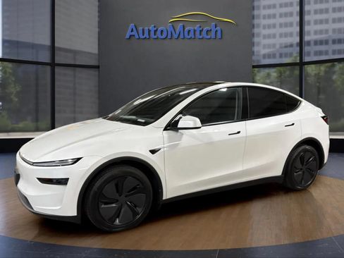 Used 2026 Tesla Model Y Long Range AWD/4WD image 5