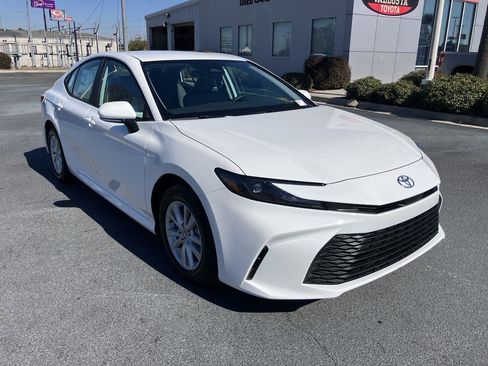 New 2026 Toyota Camry LE image 7