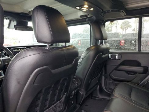 Certified 2023 Jeep Wrangler Unlimited Rubicon 392 w/ Xtreme Recon 35" Tire Package image 17