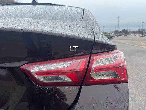 Used 2021 Chevrolet Malibu LT image 5