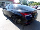 Used 2023 Hyundai Elantra SEL image 5