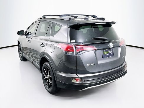 Used 2017 Toyota RAV4 SE w/ Power Special Value Package FWD image 5