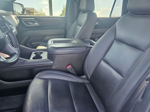 Used 2022 Chevrolet Tahoe Z71 w/ Luxury Package image 18