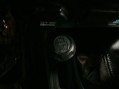 Used 2015 Jeep Wrangler Unlimited Sport image 19