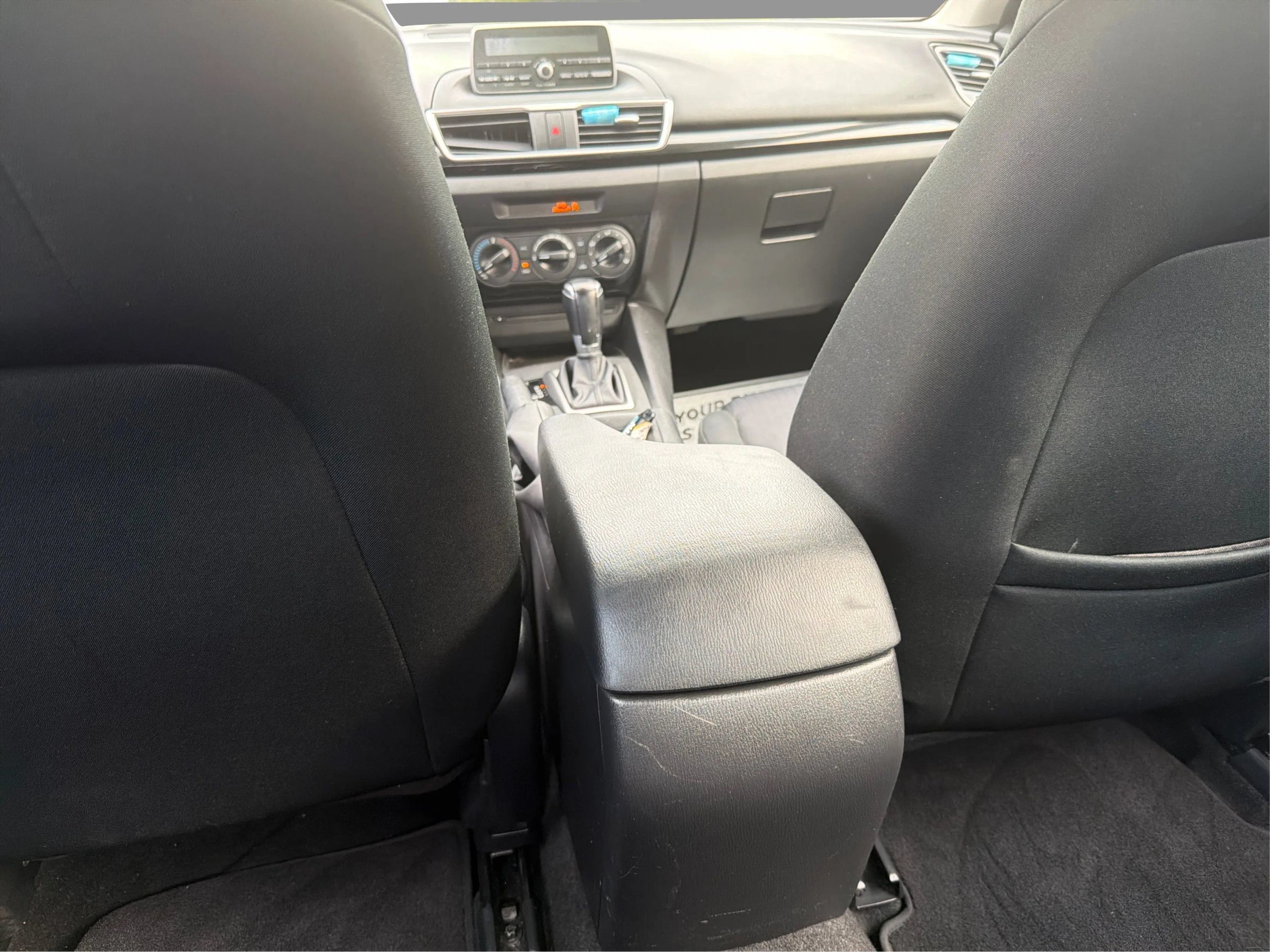 Used 2014 MAZDA MAZDA3 i Sport FWD image 21