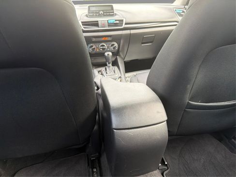 Used 2014 MAZDA MAZDA3 i Sport FWD image 21