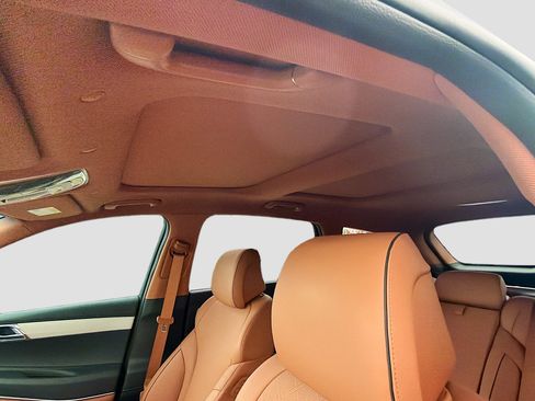 Used 2025 Genesis GV80 2.5T Prestige image 28