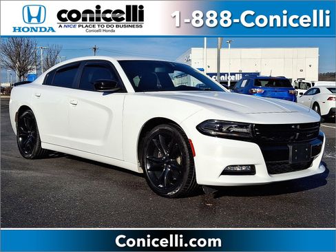 Used 2018 Dodge Charger SXT Plus w/ Blacktop Package image 1