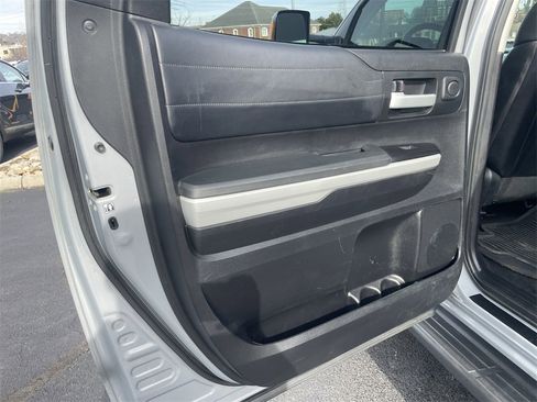 Used 2019 Toyota Tundra Limited image 22