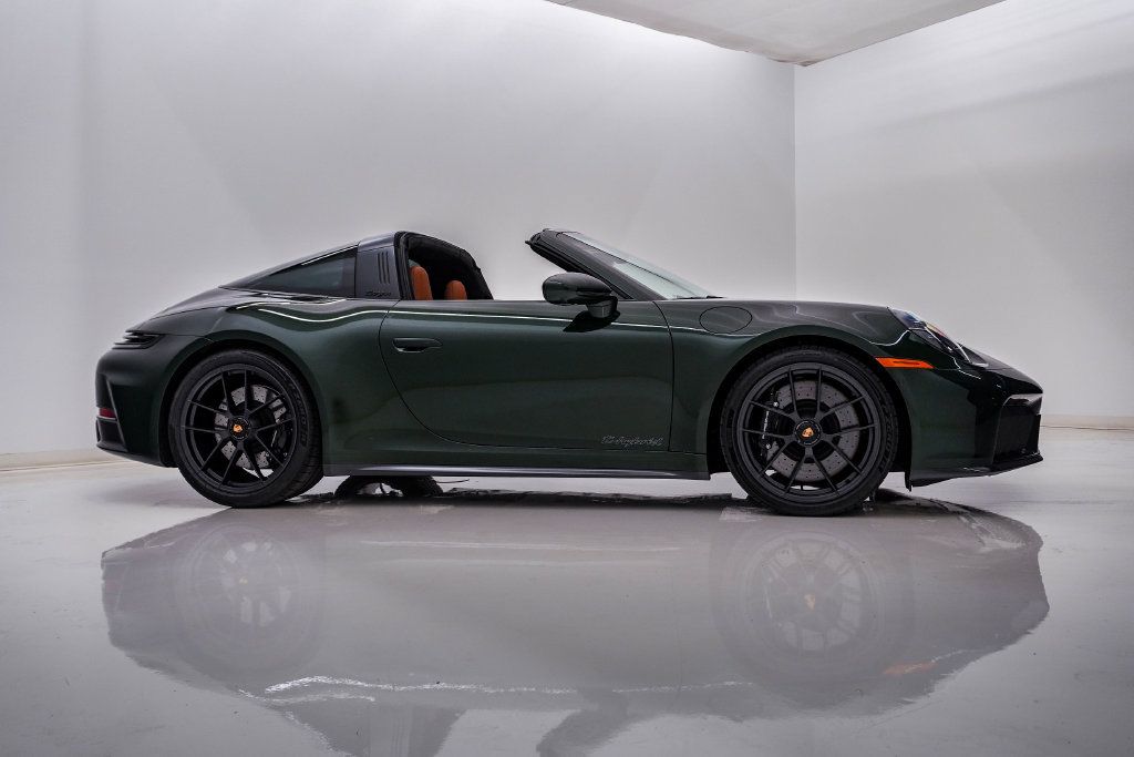 Certified 2026 Porsche 911 Targa 4 GTS AWD/4WD image 9