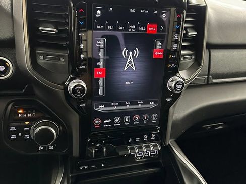 Used 2019 RAM 1500 Big Horn AWD/4WD image 19