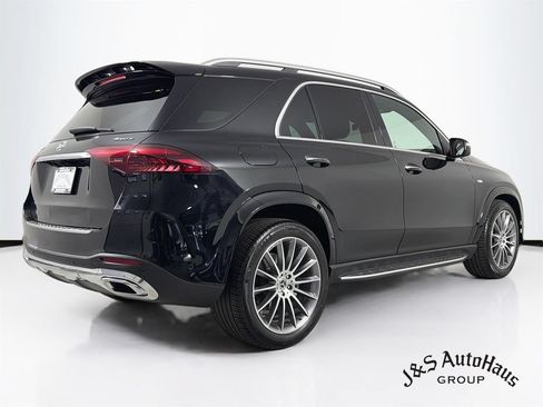 Used 2025 Mercedes-Benz GLE 450e 4MATIC image 7