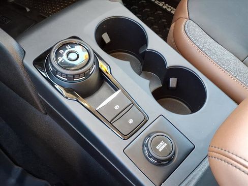 Used 2023 Ford Bronco Sport Outer Banks w/ Tech Package AWD/4WD image 16