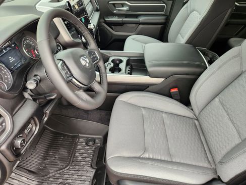 New 2026 RAM 1500 Big Horn AWD/4WD image 13