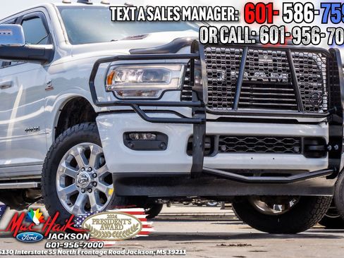 Used 2023 RAM 2500 Laramie AWD/4WD image 2