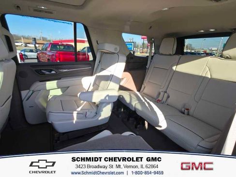 Used 2024 GMC Yukon Denali image 12