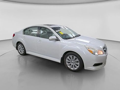 Used 2011 Subaru Legacy 2.5i Limited AWD/4WD image 7