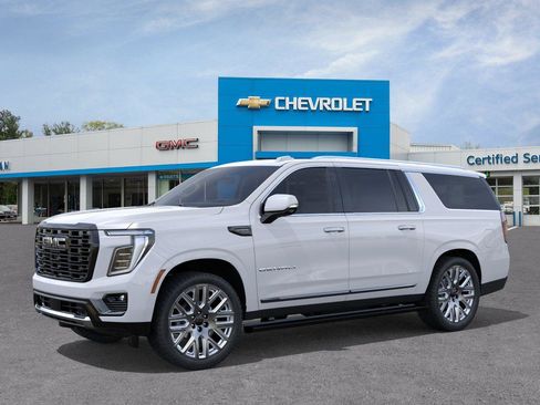 New 2026 GMC Yukon XL Denali Ultimate AWD/4WD image 2