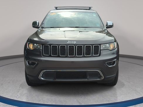 Used 2018 Jeep Grand Cherokee Limited w/ Trailer Tow Group IV AWD/4WD image 4