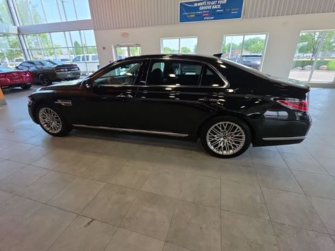 Used 2021 Genesis G90 5.0 Ultimate RWD image 13