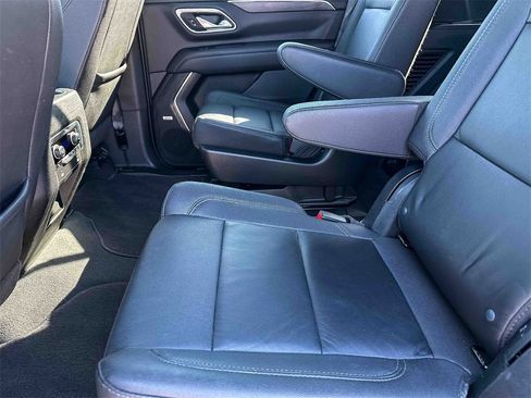 Used 2023 Chevrolet Tahoe LT w/ Luxury Package image 15