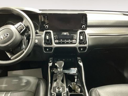 Used 2021 Kia Sorento SX AWD/4WD image 11