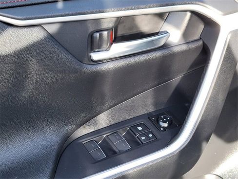 Used 2022 Toyota RAV4 XSE image 19