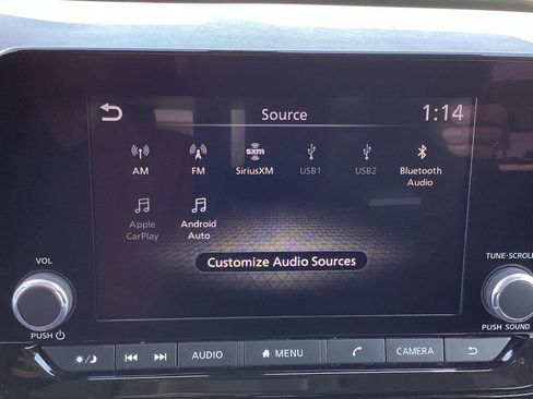 Used 2024 Nissan Pathfinder SV image 17