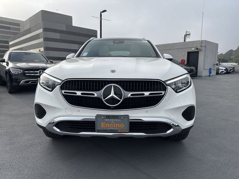 Certified 2026 Mercedes-Benz GLC 300 image 2