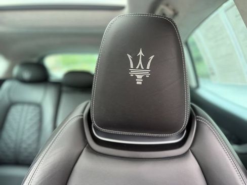 Used 2019 Maserati Levante GTS AWD/4WD image 17
