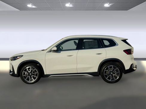 New 2026 BMW X1 xDrive28i w/ Convenience Package image 2