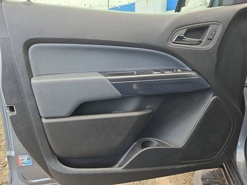 Used 2022 Chevrolet Colorado Z71 image 18