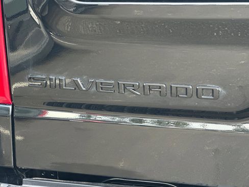 Certified 2025 Chevrolet Silverado 1500 Custom Trail Boss w/ Dark Appearance Package image 26