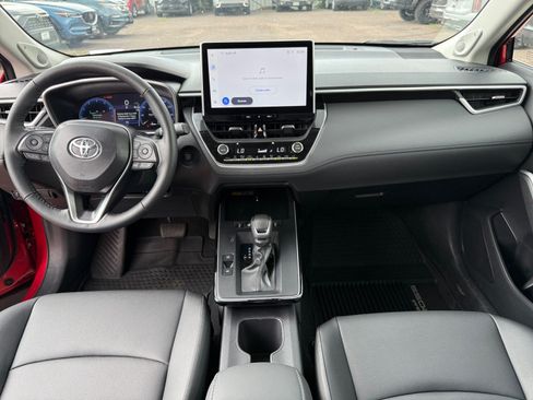 Used 2026 Toyota Corolla Cross XLE w/ Convenience Package AWD/4WD image 19