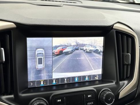 Used 2019 GMC Terrain Denali w/ Advanced Safety Package image 16