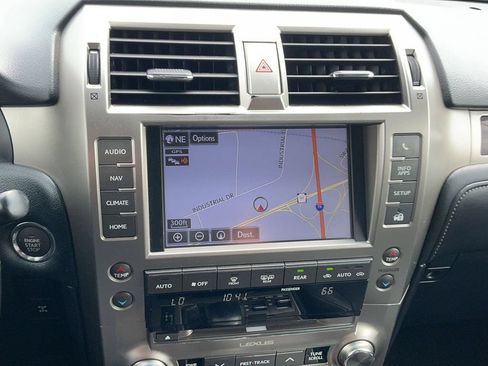 Used 2017 Lexus GX 460 Premium w/ Premium Package AWD/4WD image 22