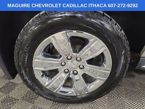 Used 2016 GMC Yukon XL SLT image 13