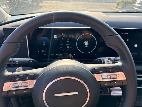 New 2025 Hyundai Tucson SEL image 18