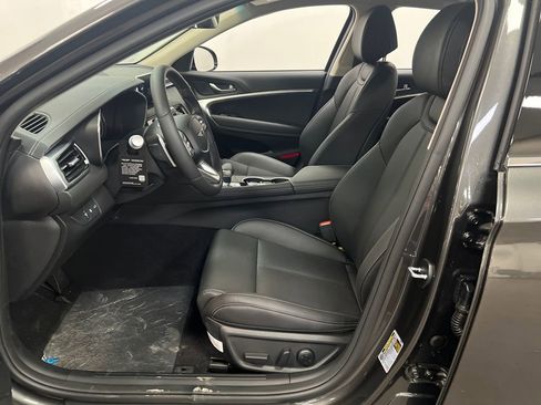 New 2026 Genesis G70 2.5T RWD image 9