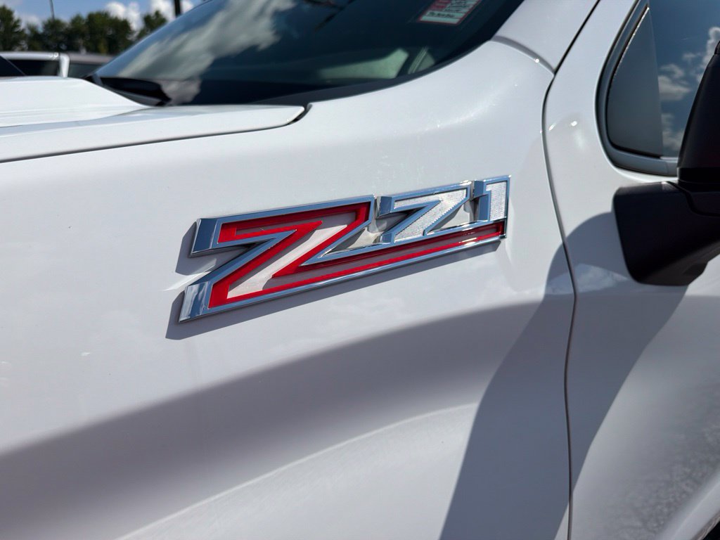 Used 2023 Chevrolet Silverado 1500 LT Trail Boss w/ Convenience Package II AWD/4WD image 14