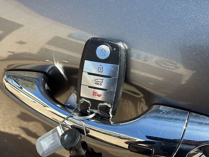 Used 2016 Kia Sorento SX